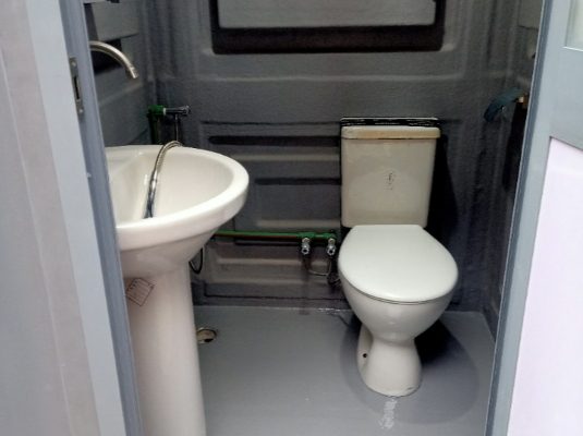 حمامات متنقلة من شركة الآمل للتوريدات العمومية