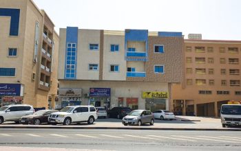 للبيع بناية جديد بالجرف3 – عجمان على شارع وسكة مؤجره بالكامل