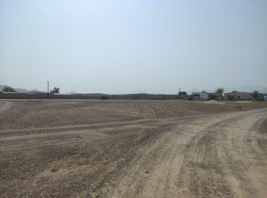 “للبيع أراضي سكنية تصريح بناء أرضي + أول في منطقة مصفوت حوض 3 – بإمارة عجمان