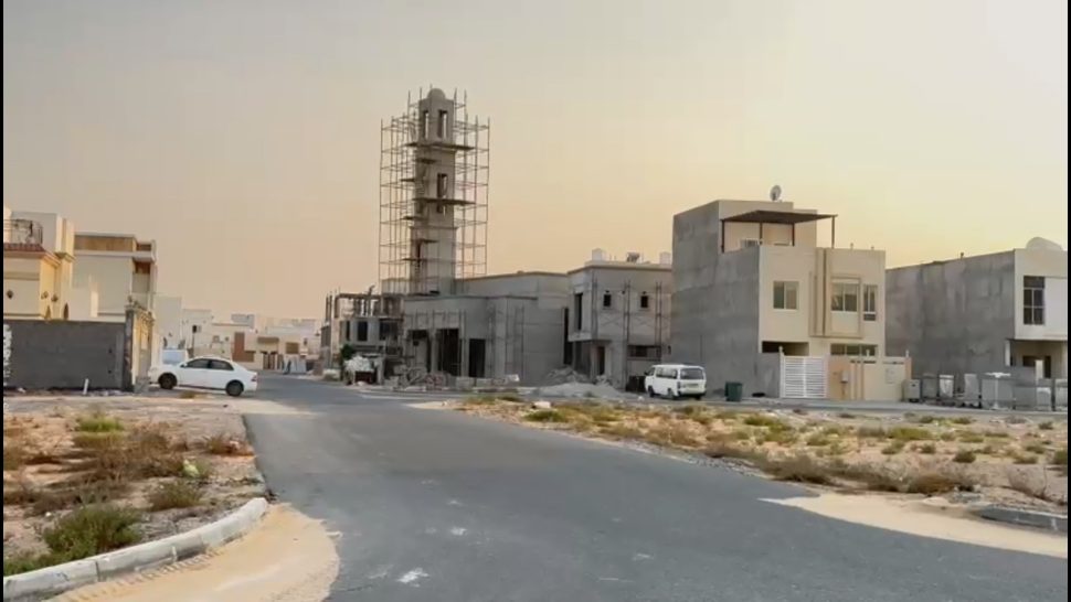 للبيع أراضي سكنية تصريح بناء (أرضي + طابقين) في منطقة الزاهية بإمارة عجمان مشروع الزاهية