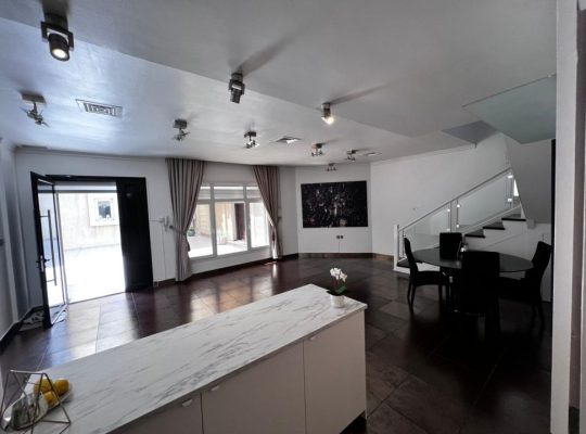 For rent a penthouse in Salwa بنتهاوس للايجار سلوى